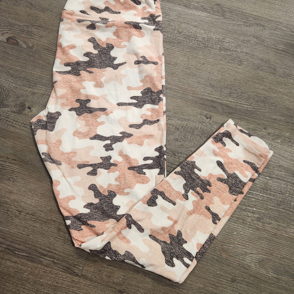 Lularoe Camouflage Leggings